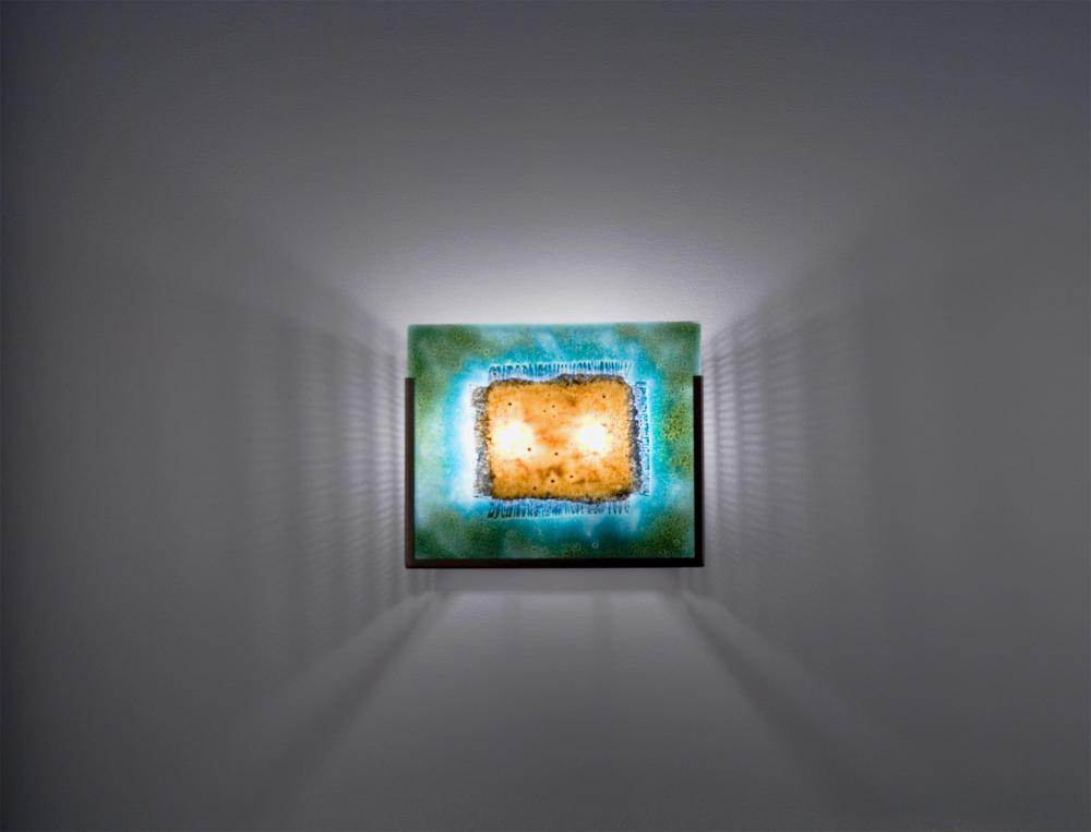 F/N Wide - Bronze - Incandescent - Whirlpool Blue